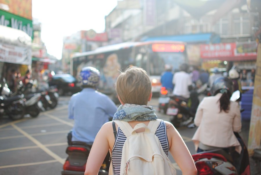 earn while travelling
