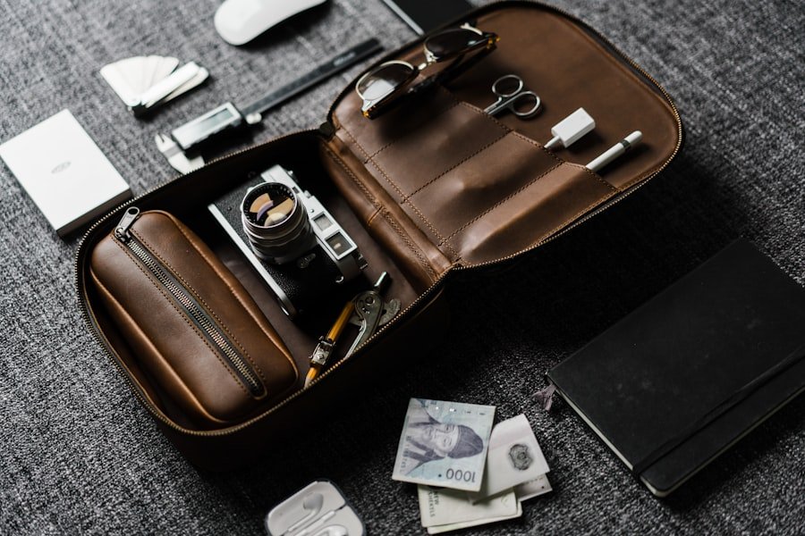 make money traveling