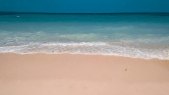 Photo Laptop on beach