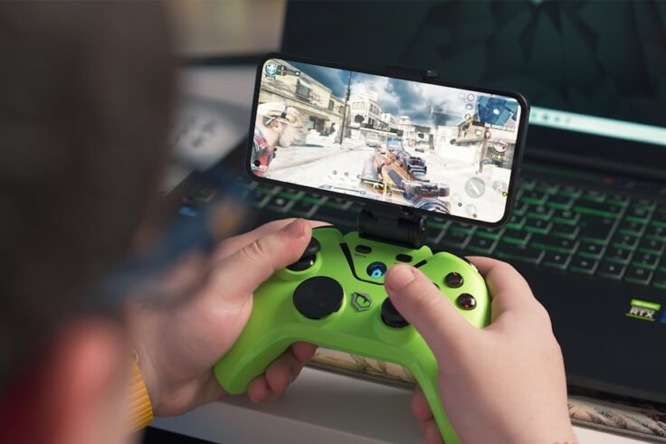Photo Mobile game addiction